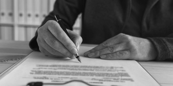Derecho Mercantil / Abogados Mercantilistas Alagón · Asesoramiento Contratación y Reclamación de Pólizas de Seguro Comercial